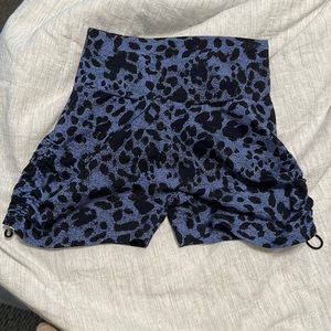 Bombshell blue leopard toggle shorts